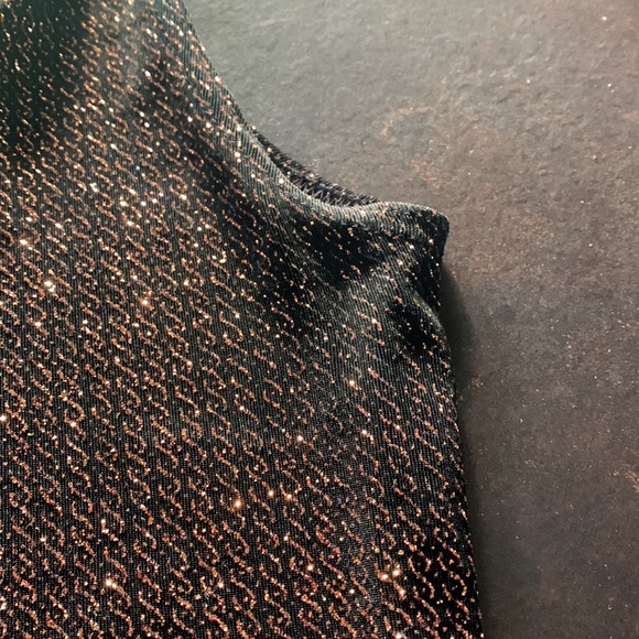 Vintage Onyxnite sparkly tank - Picture 5 of 9